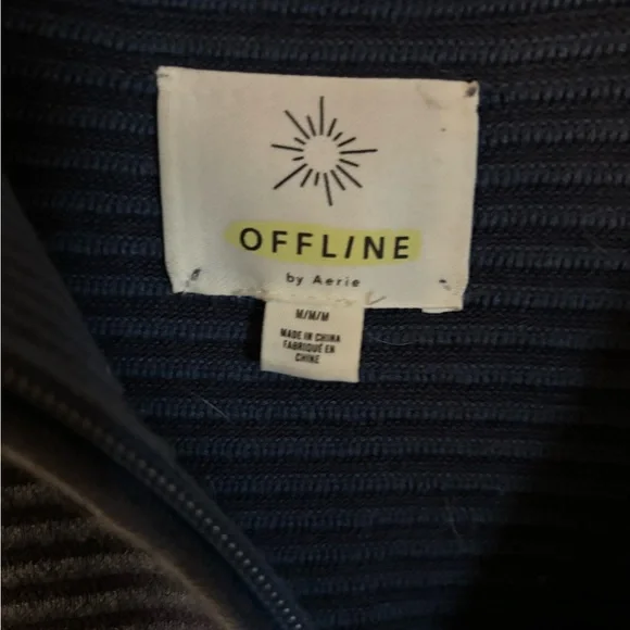 Offline by Aerie 1/4 zip sweatshirt - Picture 5 of 5